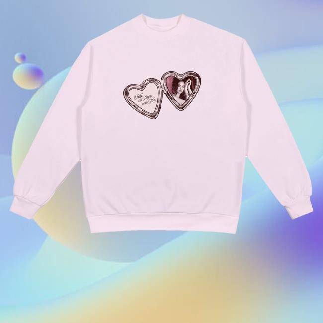 Official Sabrina Claudio Locket Tee Shirt
