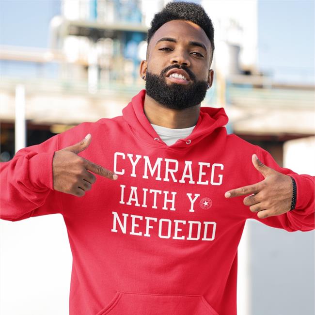 Carol Vorderman Cowbois Merch Cymraeg Iaith Y Nefoedd Shirt