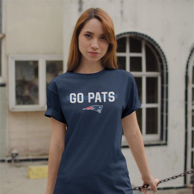 Mike Reiss Judon Wearing Go Pats Hoodie New England Patriots