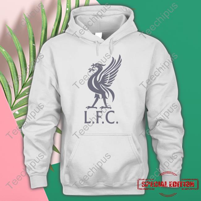 Noreen Khan Wearing LFC Logo T Shirt Djnoreenkhan