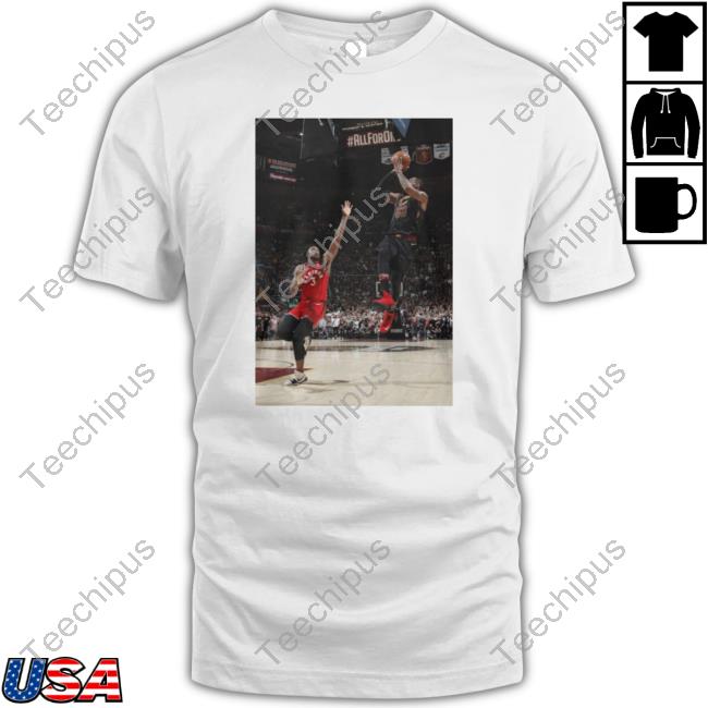 Og Anunoby Wearing Lebron’S Game Winner Over Him Long Sleeve T Shirt