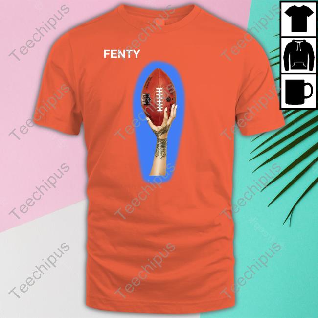 Rihanna To Headline 2023 Super Bowl Sweatshirt